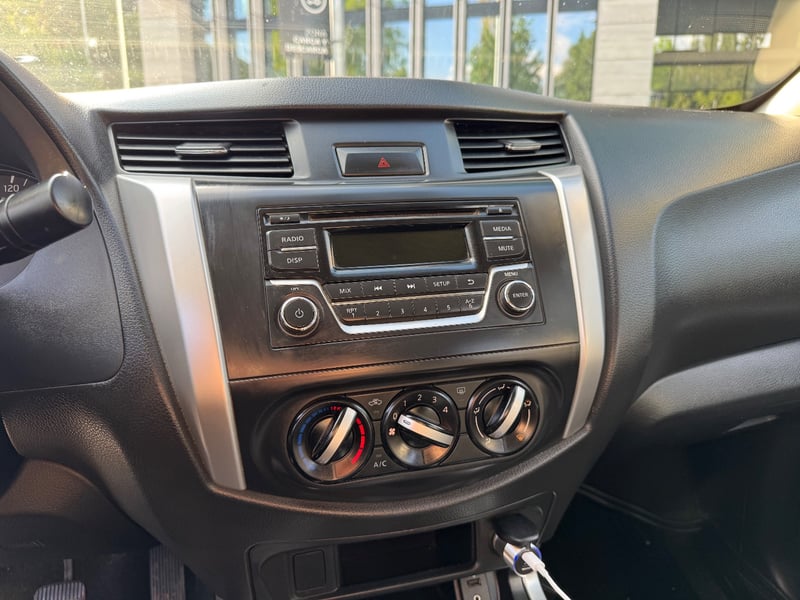 Nissan NP300 2018 - Imagen 9 de 18