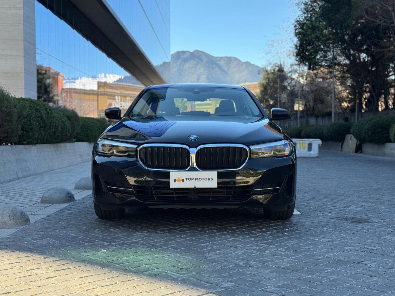 BMW 520d 2023 - Foto 2 de 18