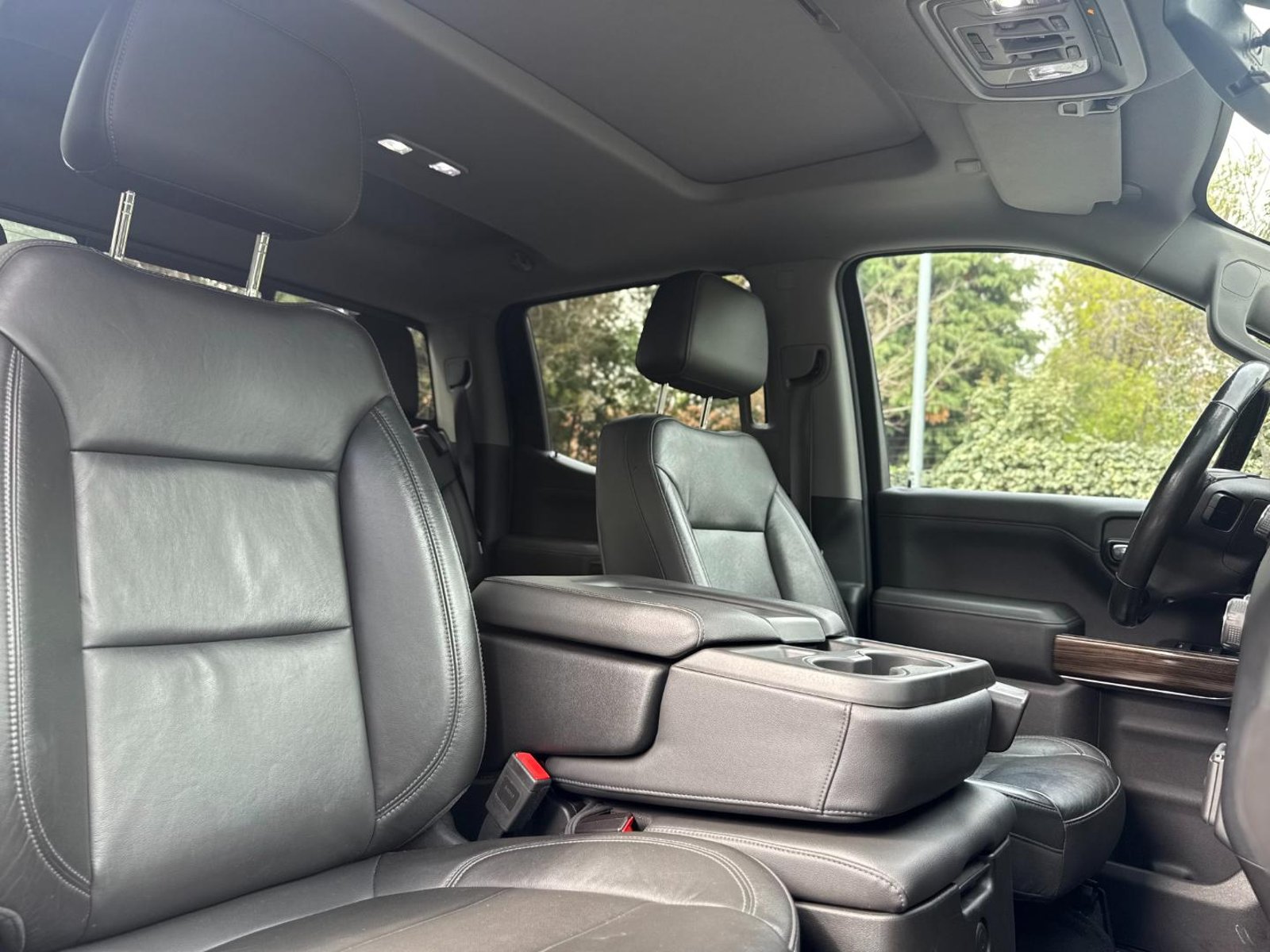 Chevrolet SILVERADO TRAIL BOSS LT Z71 5.3 2021 - Imagen 16 de 19