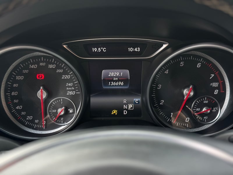 Mercedes-Benz CLA 180 2020 - Imagen 12 de 18