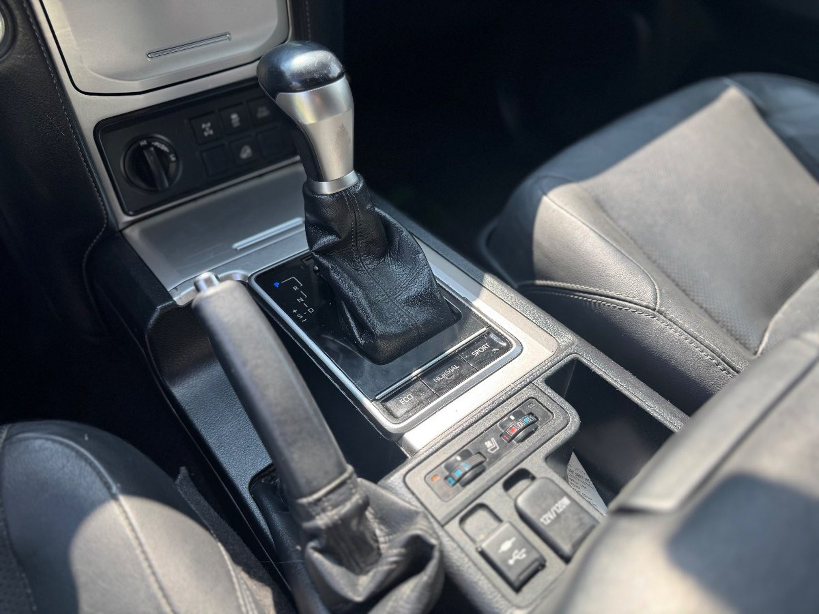 Toyota LANDCUISER PRADO BLINDADA 2023 - Imagen 15 de 20