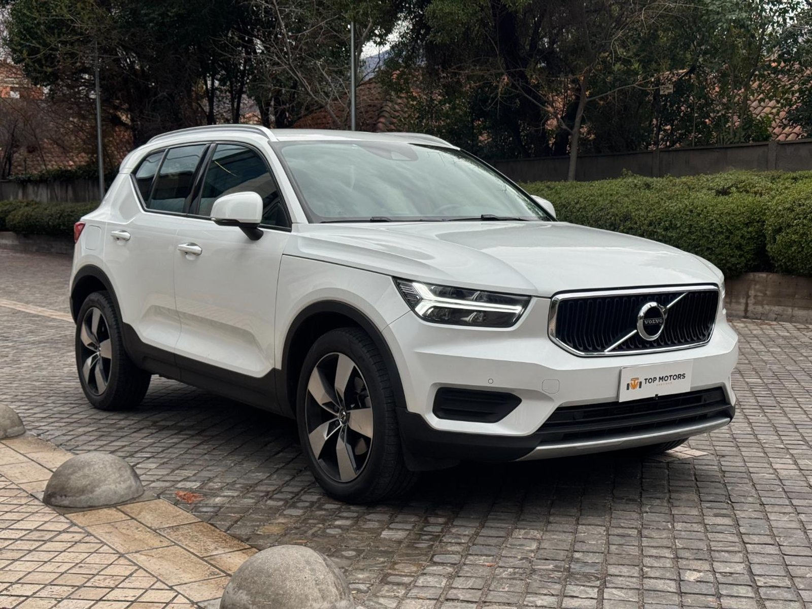 Volvo XC40 T4 Momentum 2021 - Imagen 3 de 19