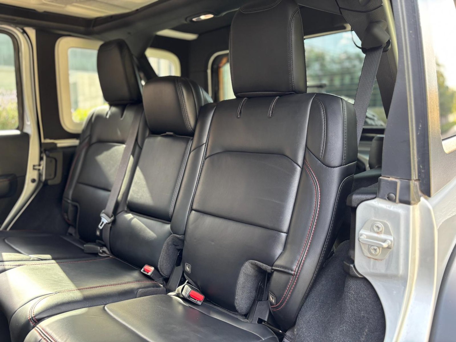 Jeep WRANGLER Rubicon 3.6 V6 4x4 2025 - Imagen 16 de 16