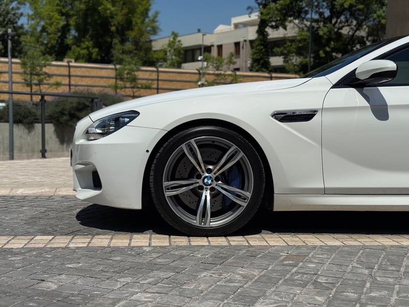 BMW M6 M6 2015 - Imagen 8 de 20