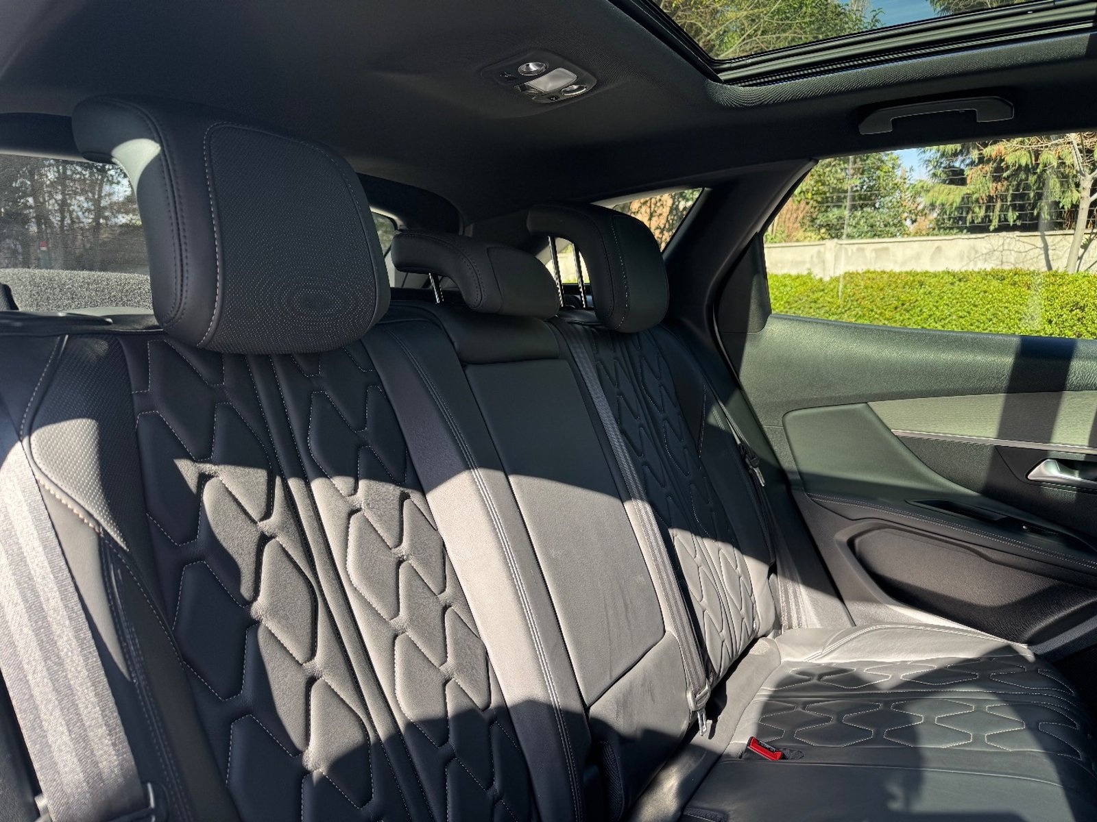 PEUGEOT 3008 GT-Line 2.0 BlueHDi 2019 - Imagen 19 de 19
