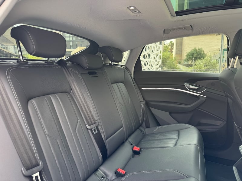 Audi E TRON 2023 - Imagen 19 de 19