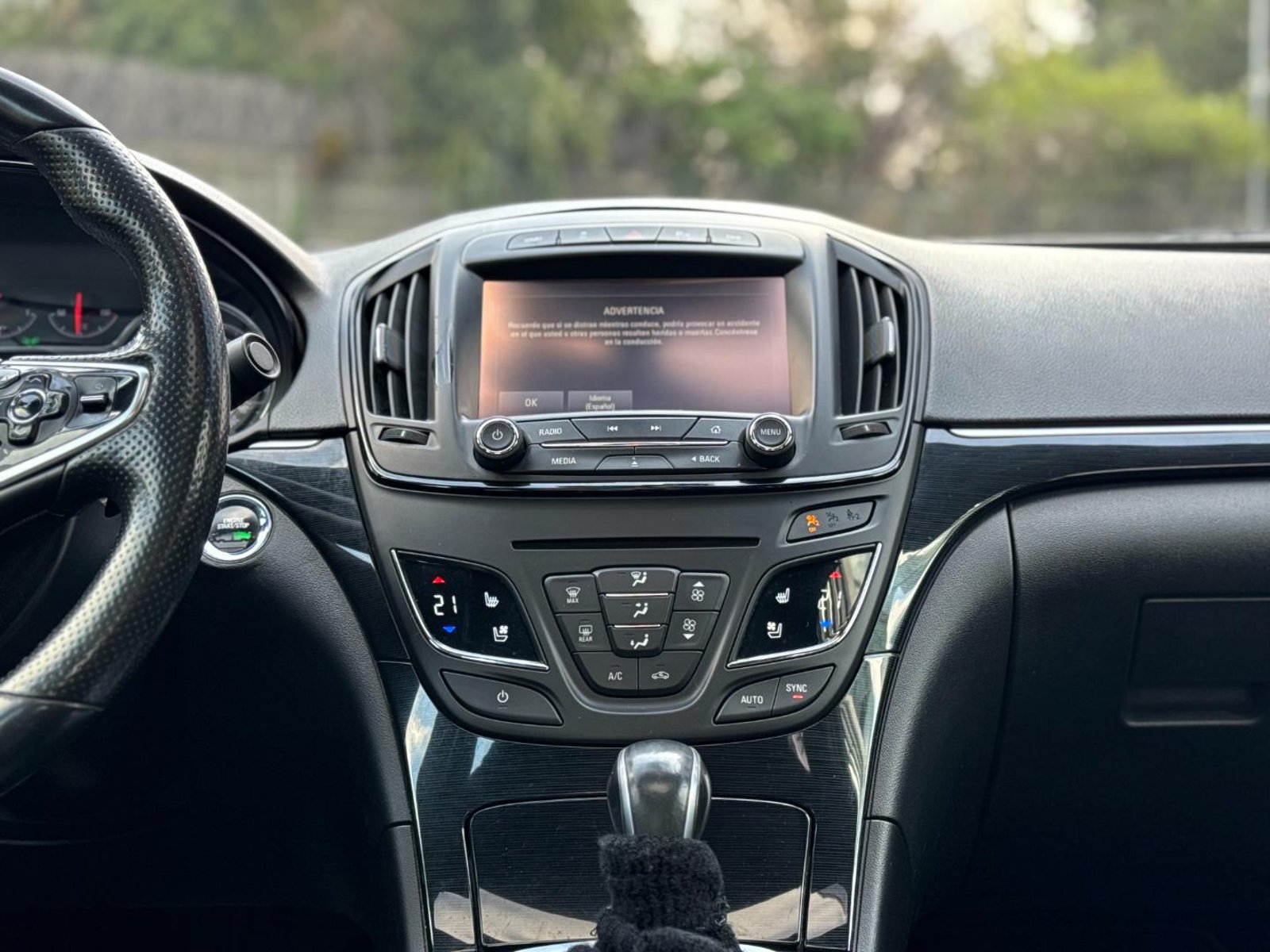 Opel INSIGNIA Elegance 2.0 Turbo 2016 - Imagen 12 de 17