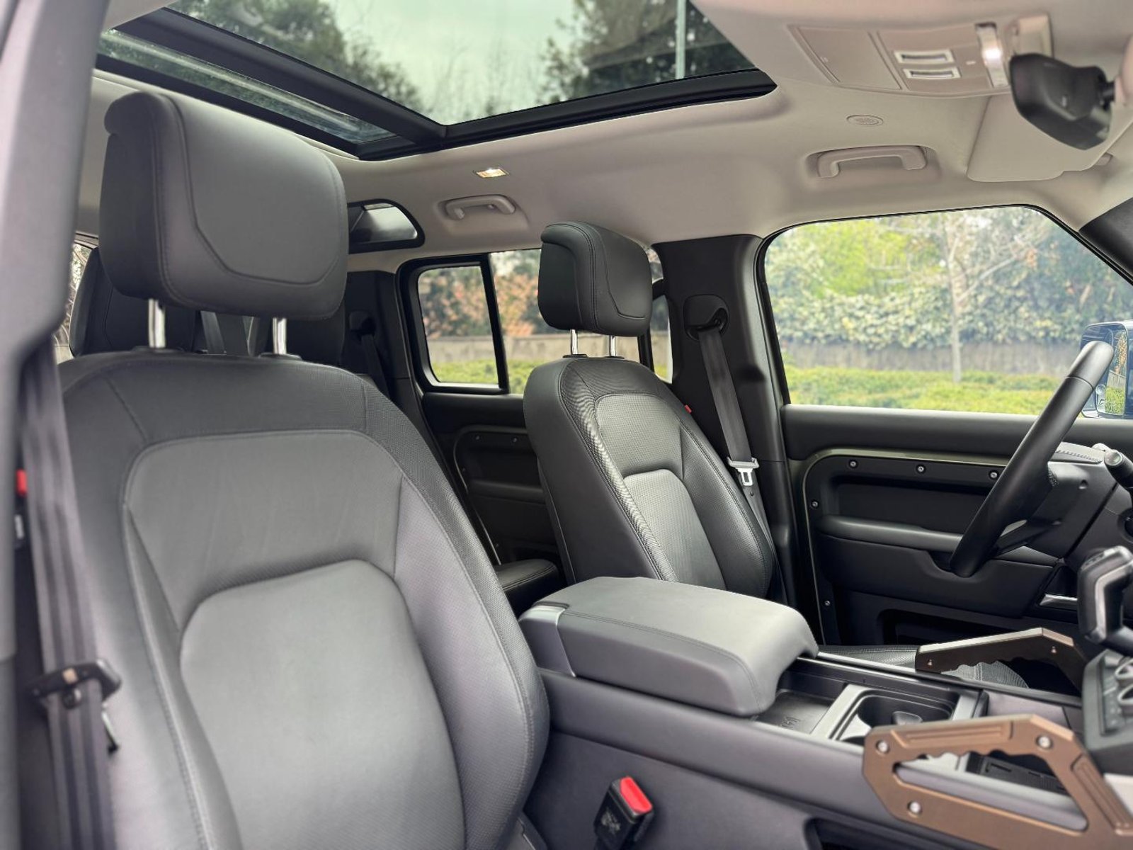 Land Rover DEFENDER 2024 - Imagen 18 de 19