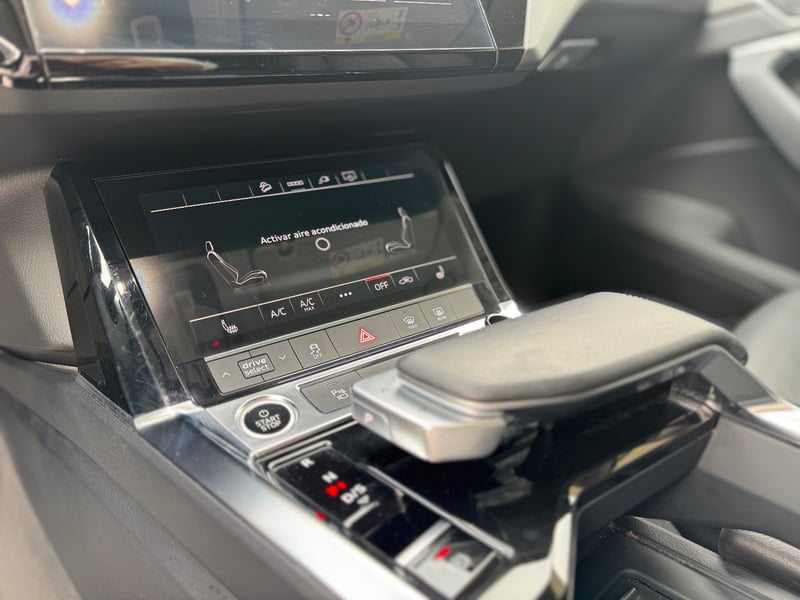 Audi E TRON 2023 - Imagen 14 de 19