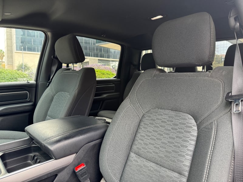 RAM 1500 2025 - Imagen 14 de 17