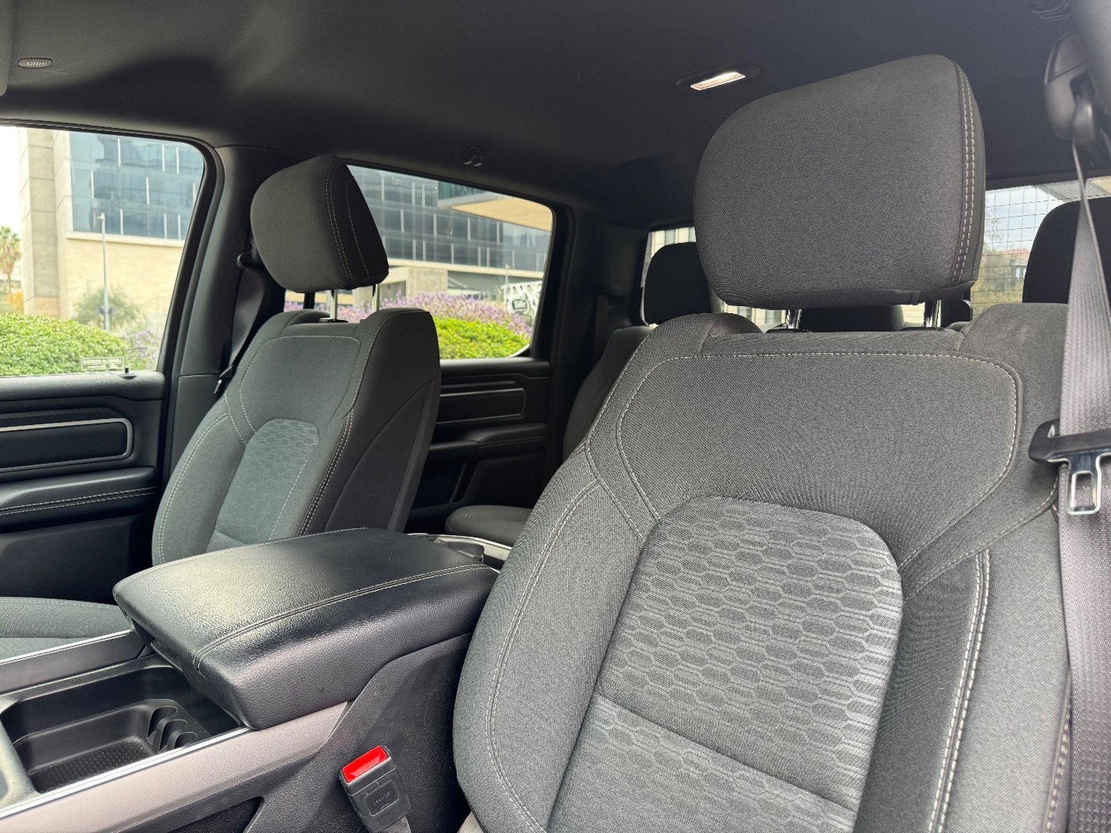 RAM 1500 2025 - Imagen 14 de 17