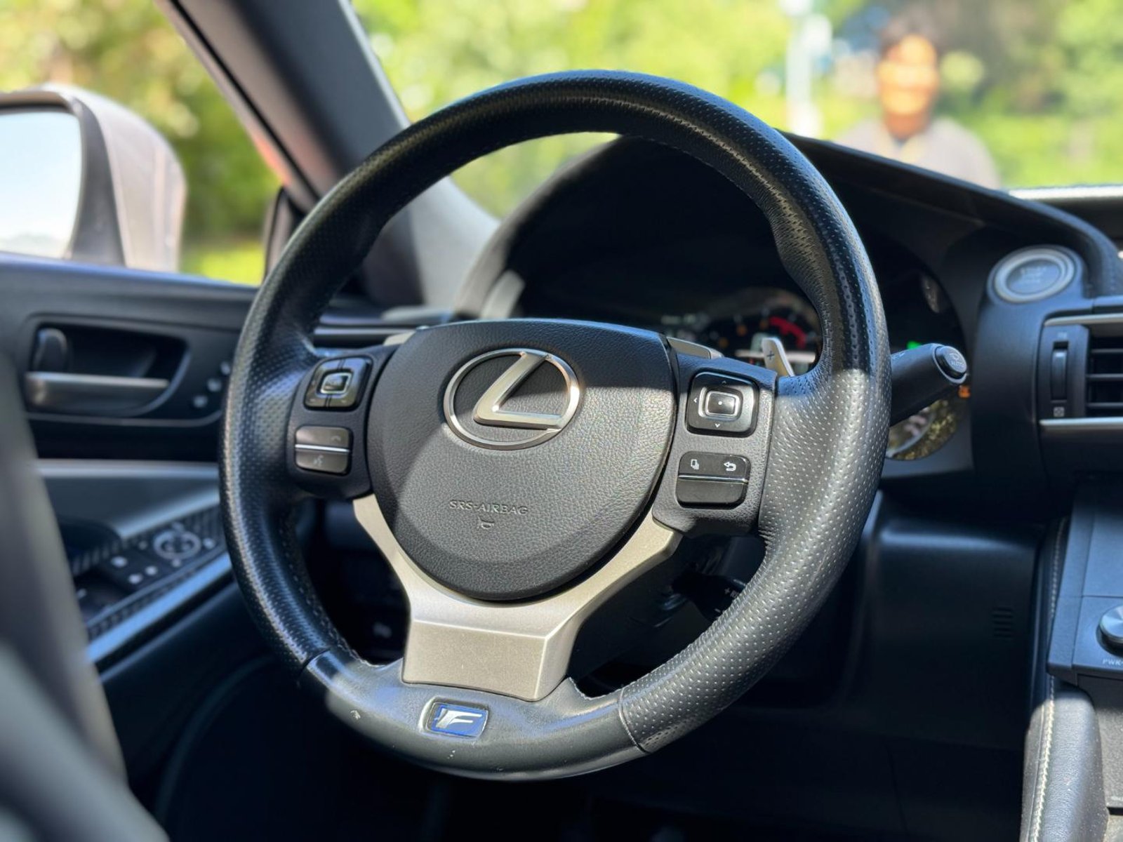 Lexus RC F 2016 - Imagen 19 de 20