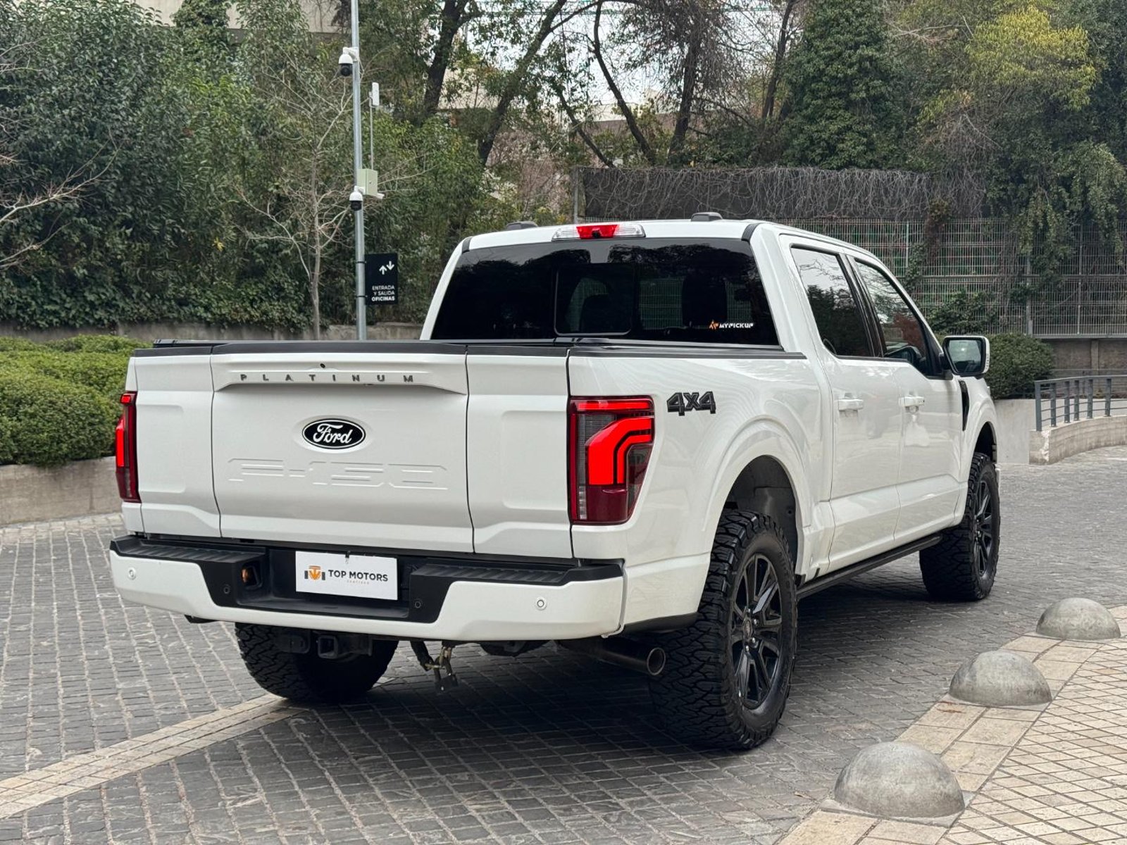 Ford F150 PLATINUM 4X4 3.5 AUT 2025 - Foto 5 de 20