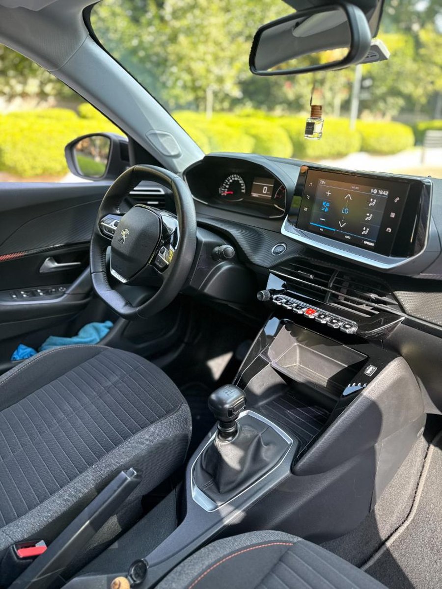 Peugeot 2008 2022 - Imagen 14 de 19