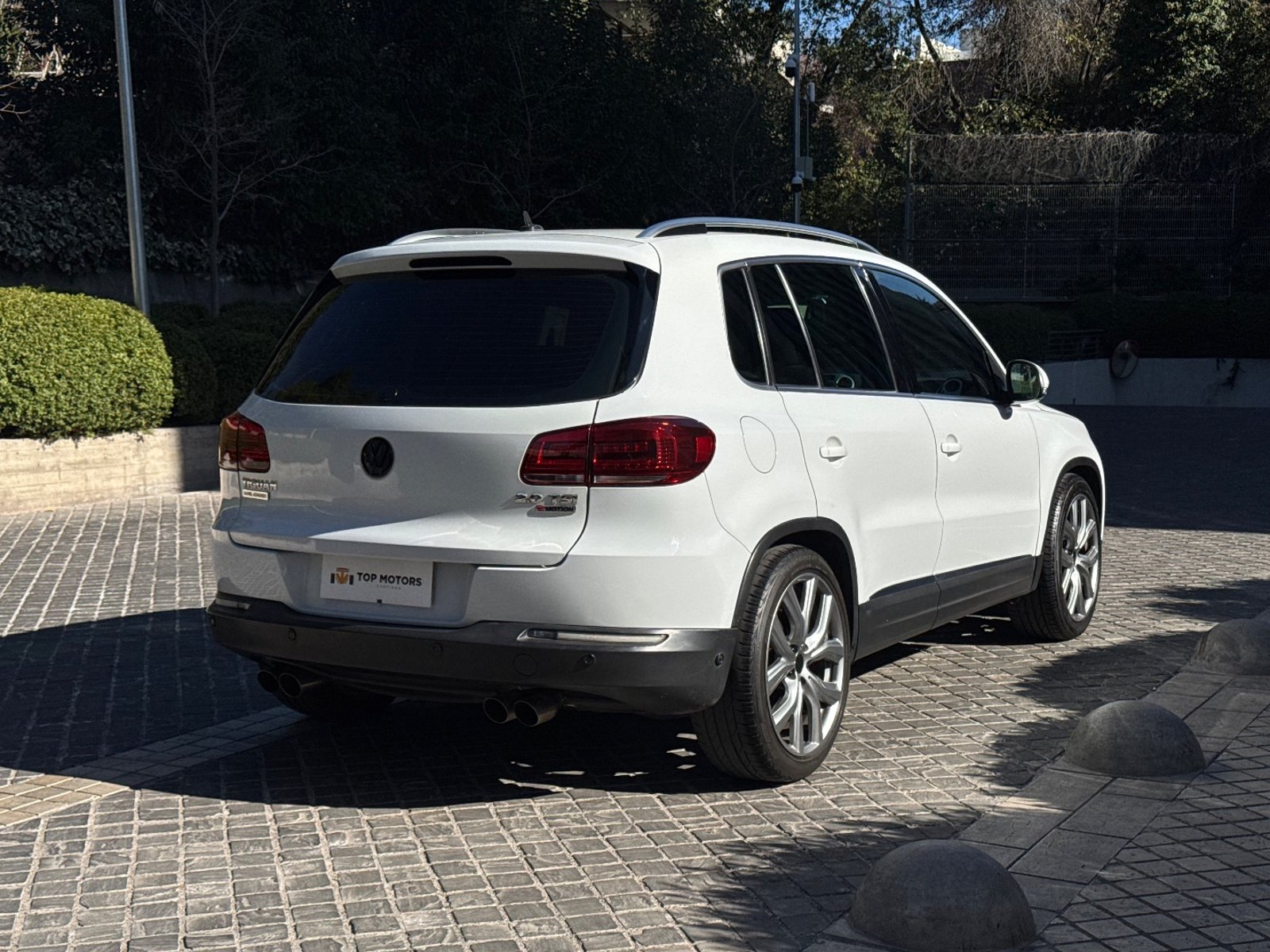 VOLKSWAGEN TIGUAN 2017 - Foto 4 de 20