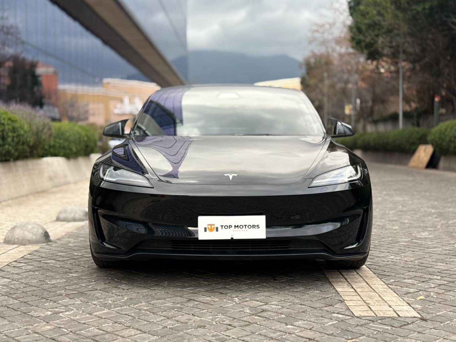 Tesla MODEL 3 Performance 2025 - Foto 2 de 16