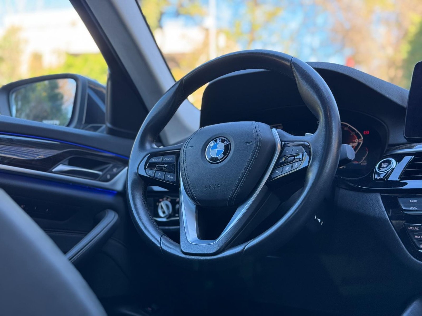 BMW 520d 2023 - Imagen 12 de 18