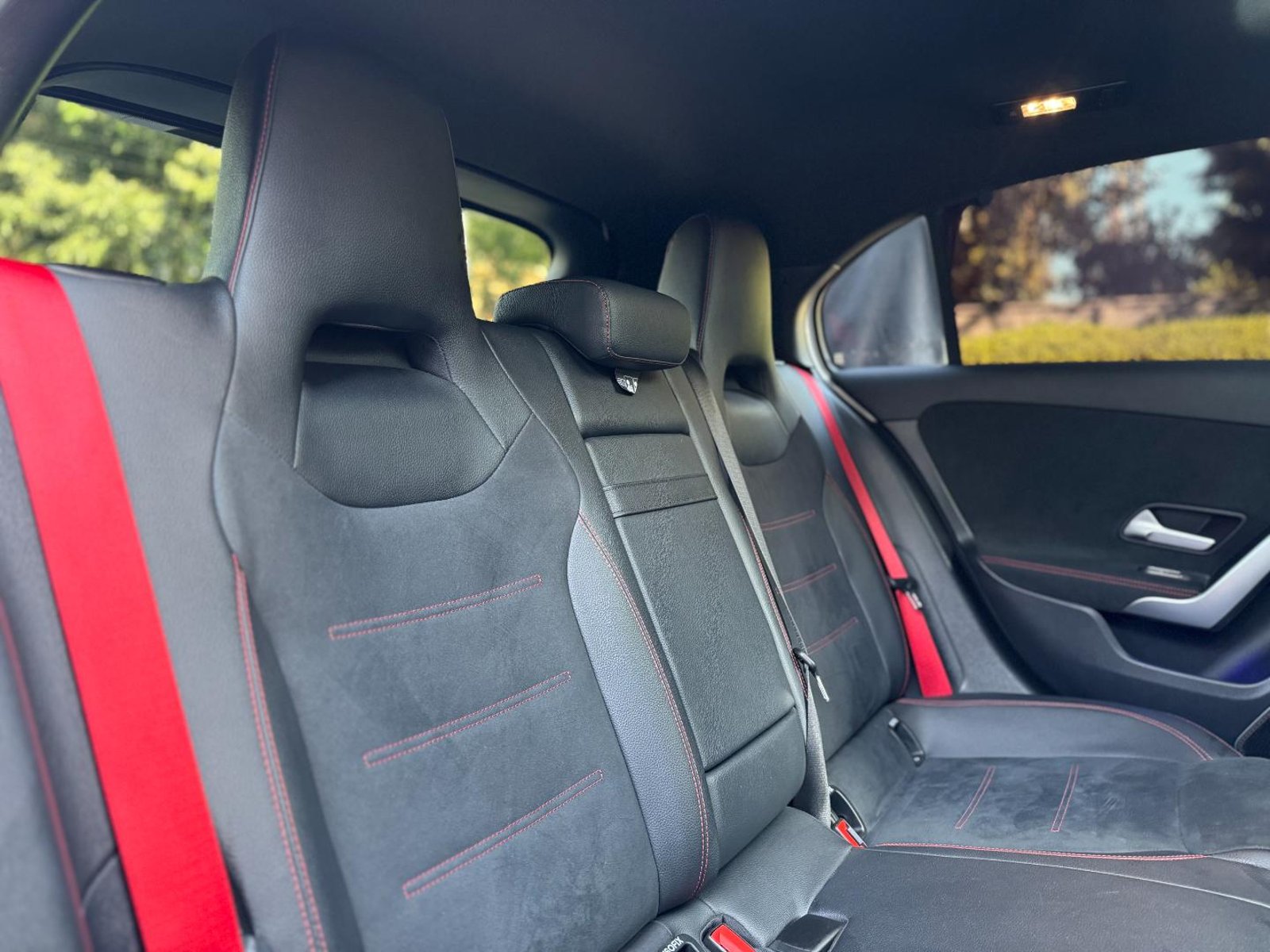 Mercedes-Benz A45S AMG 2023 - Imagen 17 de 18