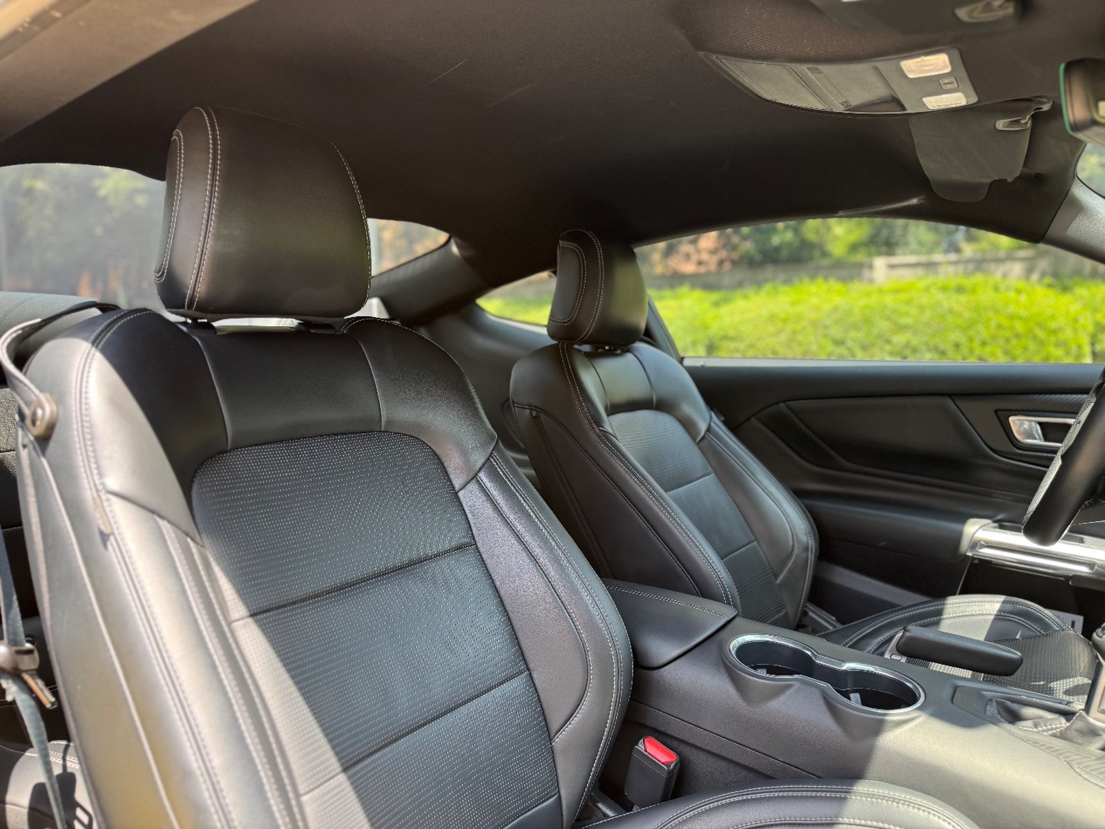 Ford MUSTANG 2024 - Imagen 16 de 18