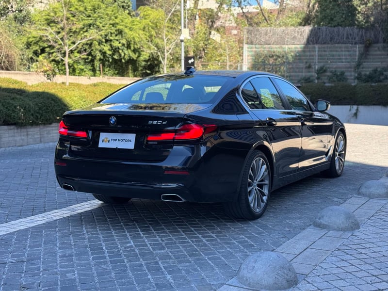 BMW 520d 2023 - Imagen 4 de 18