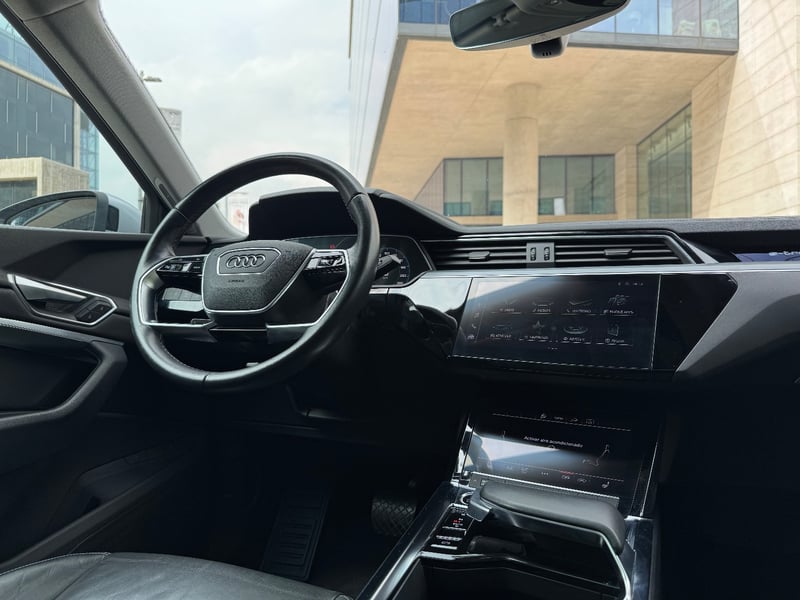Audi E TRON 2023 - Imagen 9 de 19