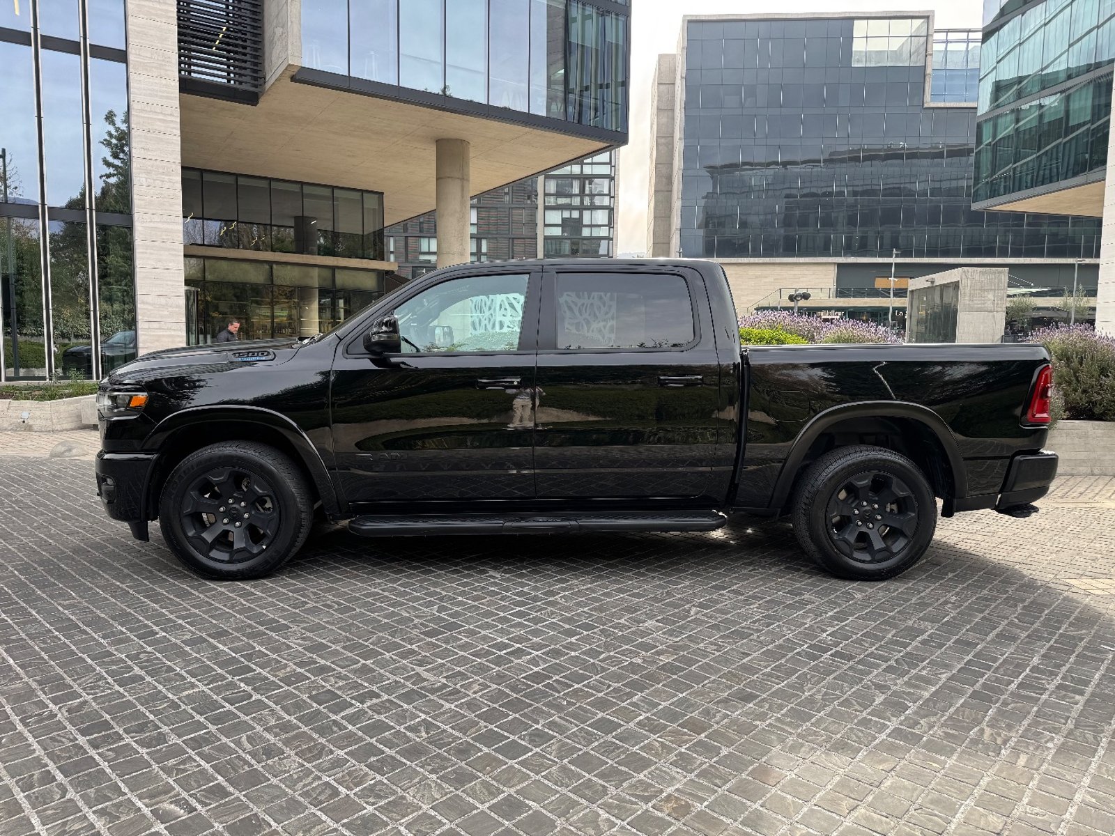 RAM 1500 2025 - Imagen 7 de 17