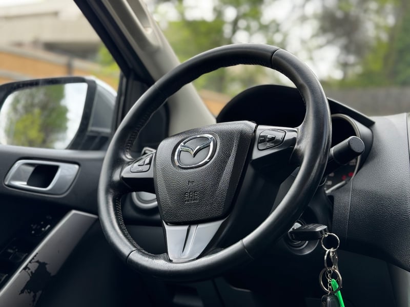 Mazda NEW BT 50 DCAB SDX 4X4 3.2 AUT 2018 - Imagen 11 de 16