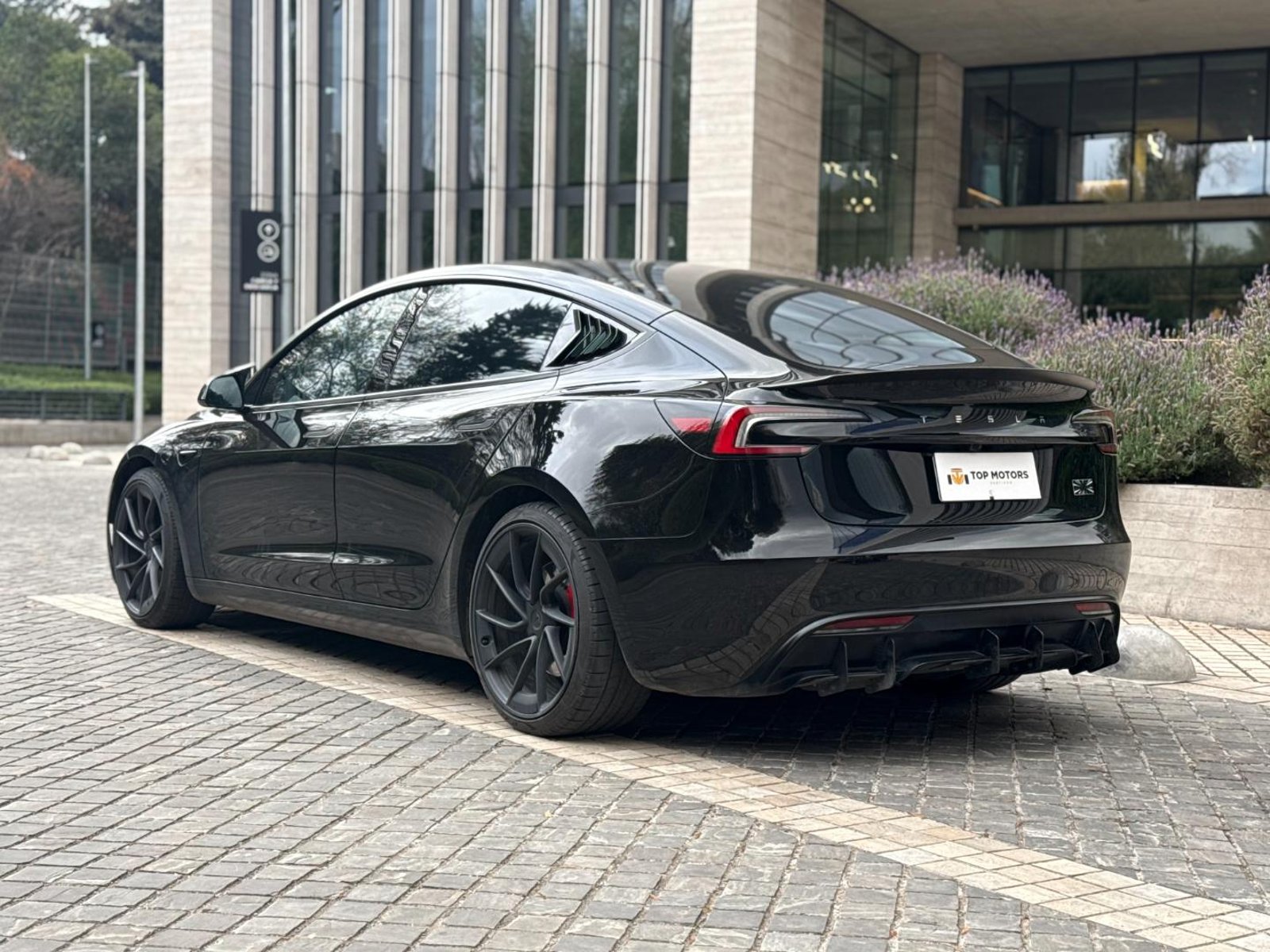 Tesla MODEL 3 Performance 2025 - Foto 5 de 16