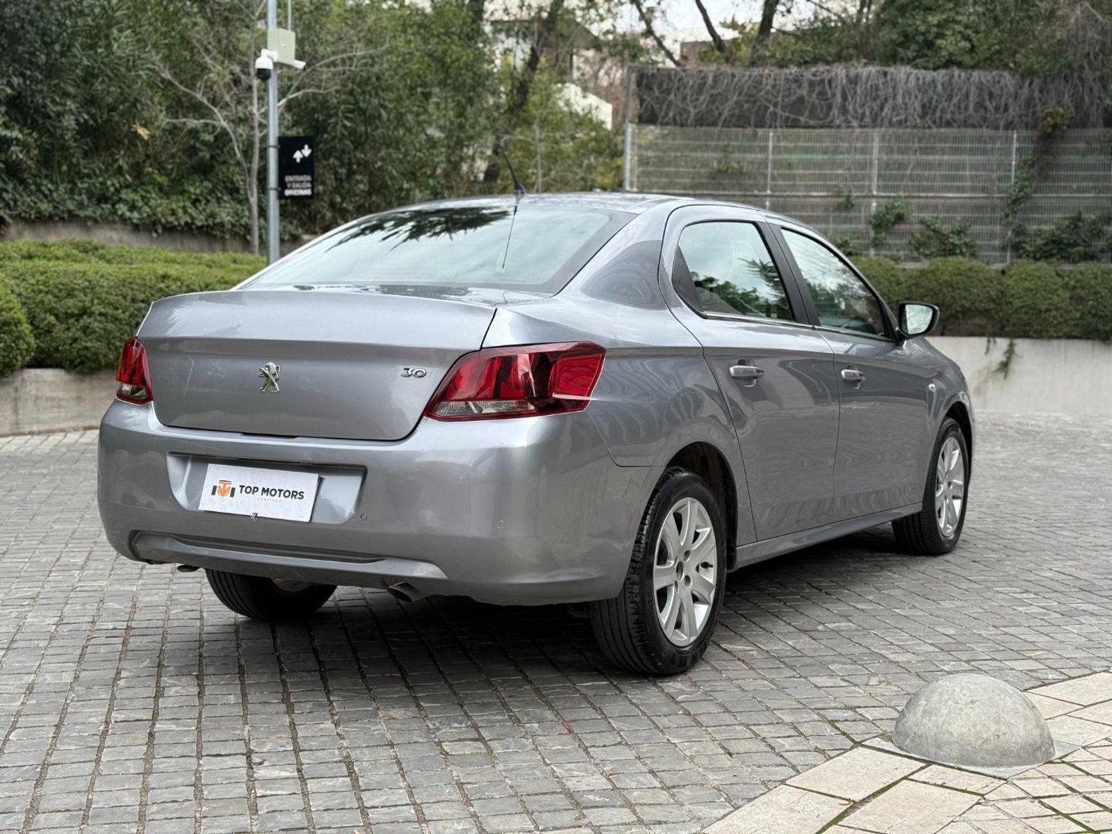 Peugeot 301 Allure 1.6 HDi 2022 - Imagen 4 de 18