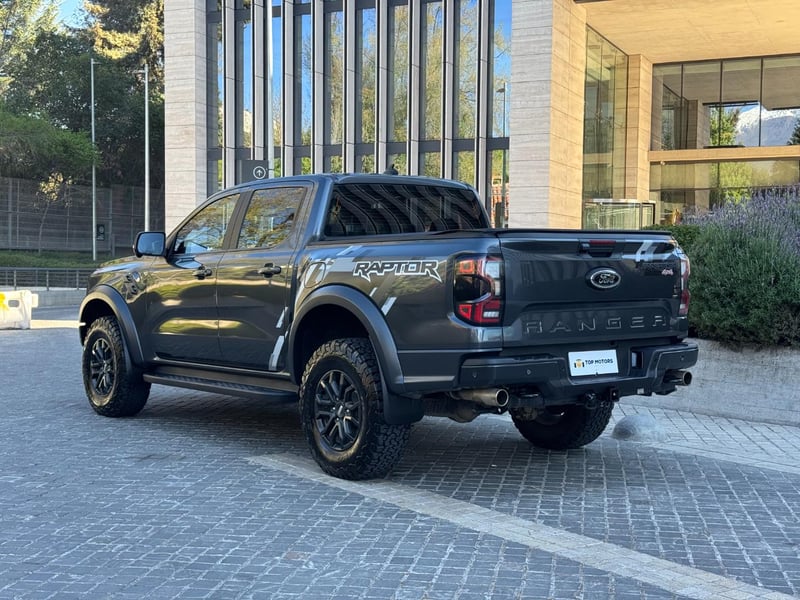 Ford RANGER Raptor X 3.0 V6 4x4 AT 2025 - Imagen 6 de 19