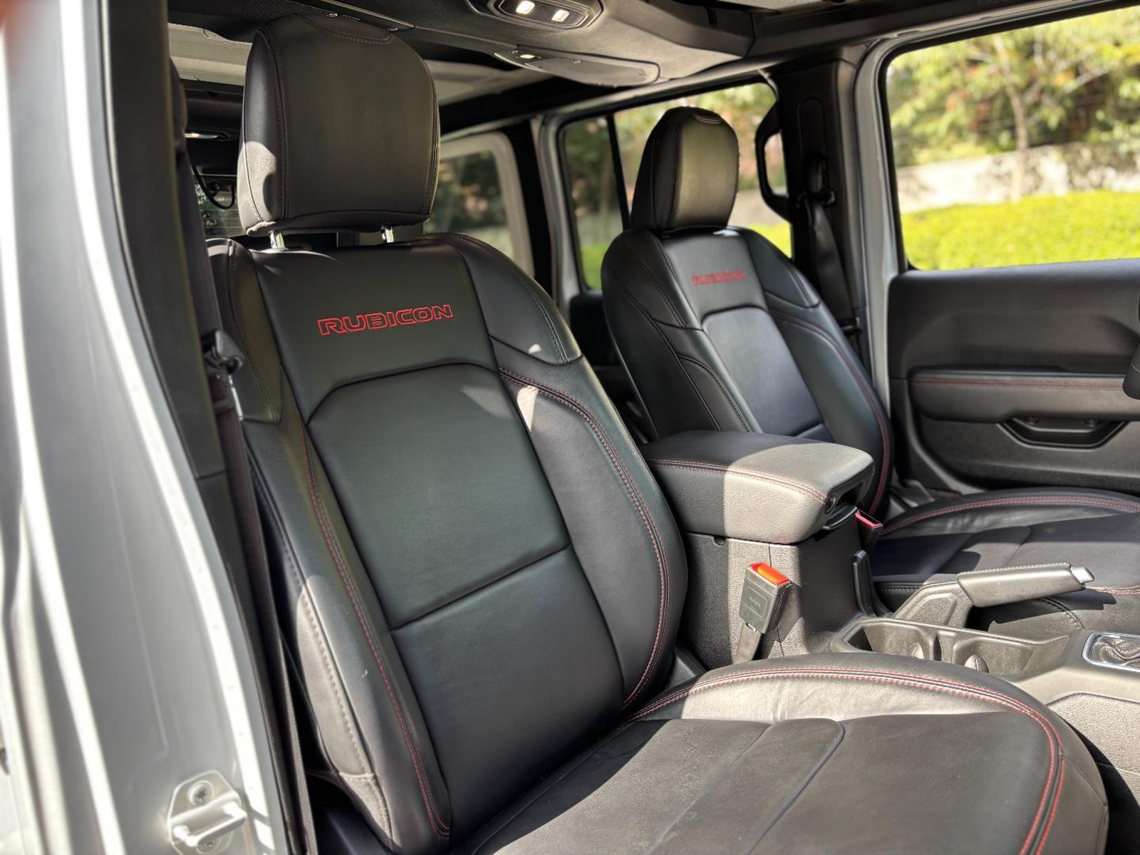 Jeep WRANGLER Rubicon 3.6 V6 4x4 2025 - Imagen 14 de 16