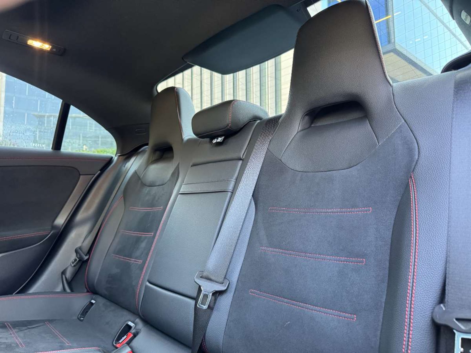 Mercedes-Benz CLA200 2026 - Imagen 18 de 19