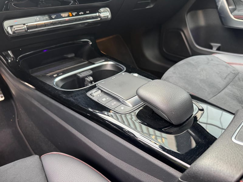 Mercedes-Benz A 250 2023 - Imagen 12 de 19