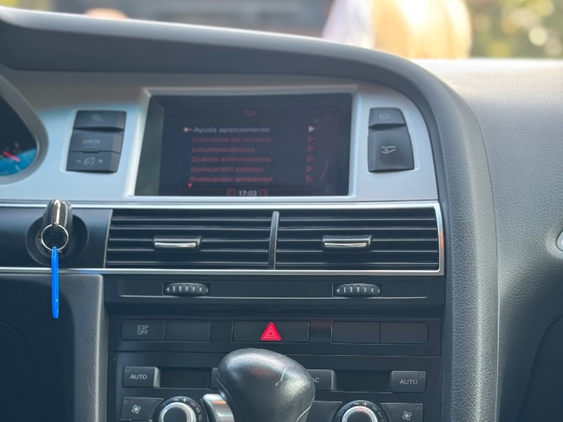 Audi A6 2010 - Imagen 17 de 20