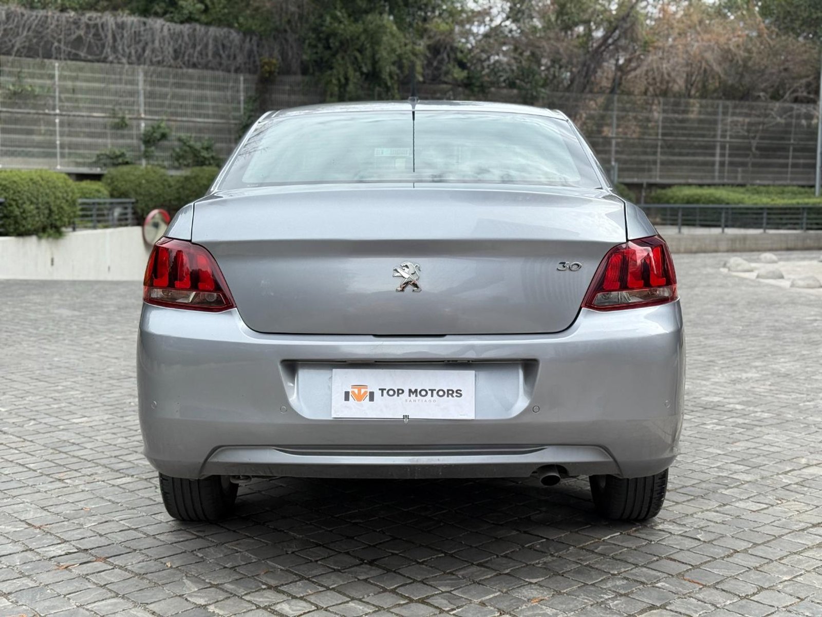 Peugeot 301 Allure 1.6 HDi 2022 - Imagen 5 de 18