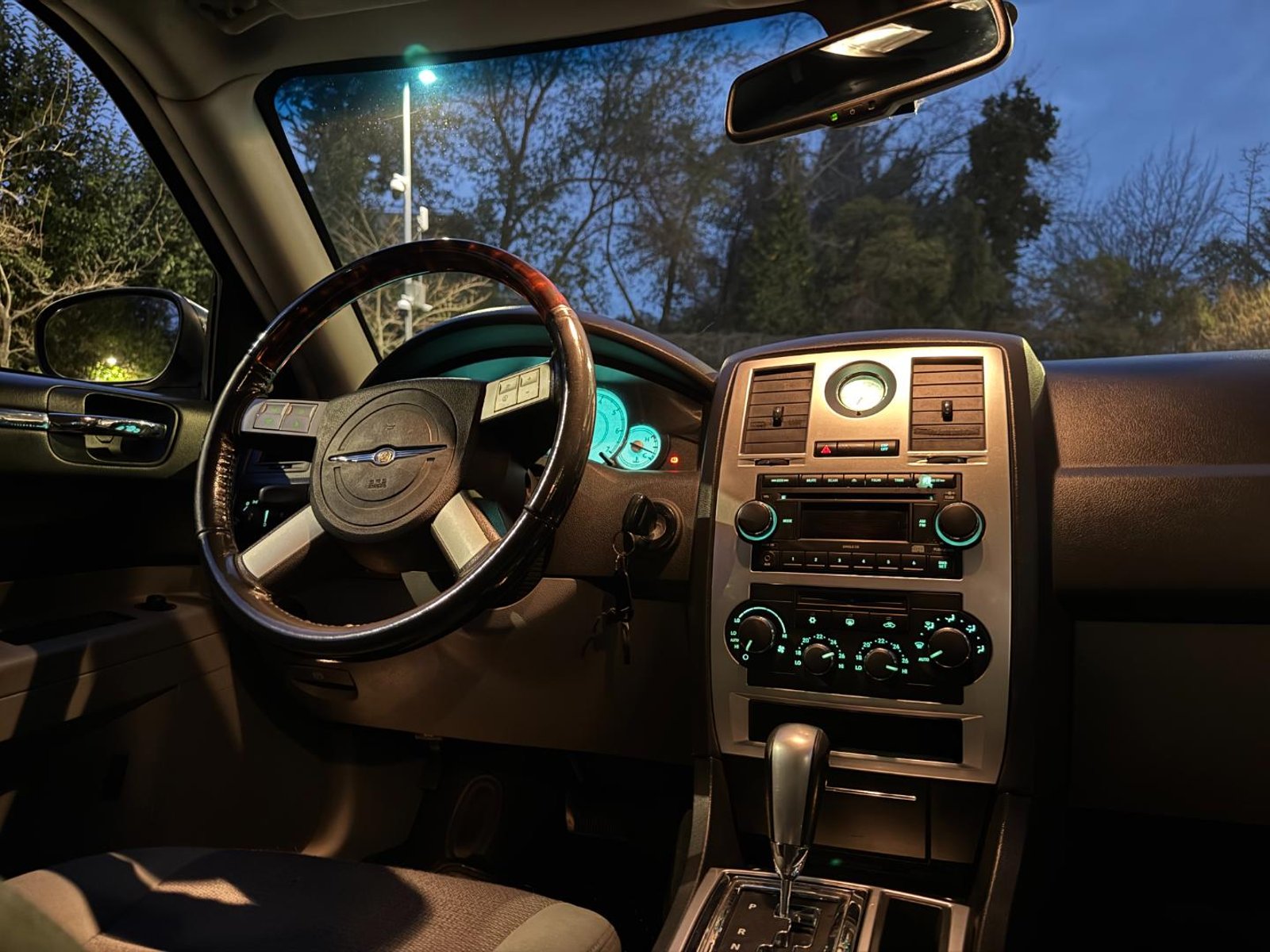 CHRYSLER 300C 2006 - Imagen 10 de 16