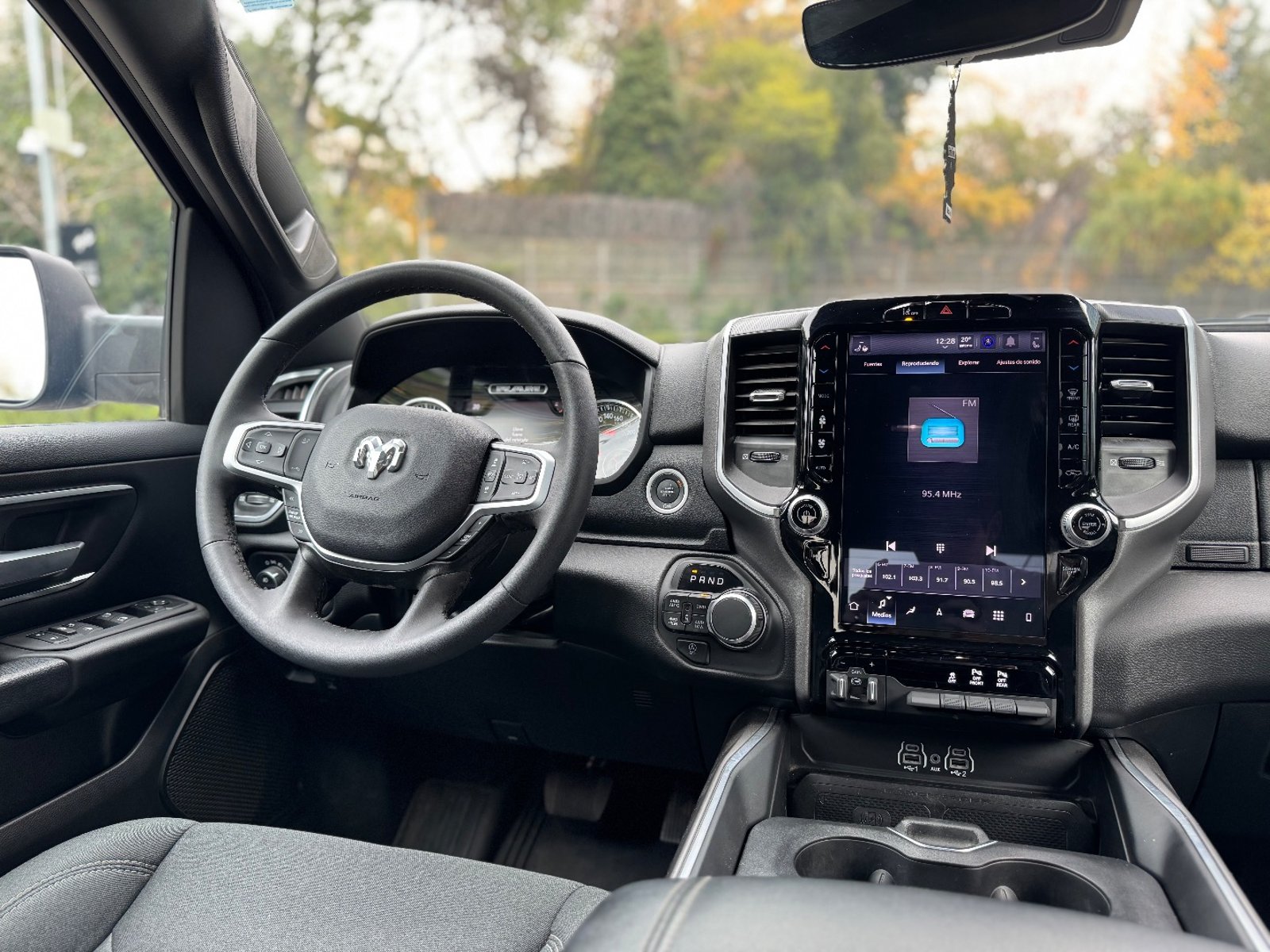 RAM 1500 2025 - Imagen 11 de 17