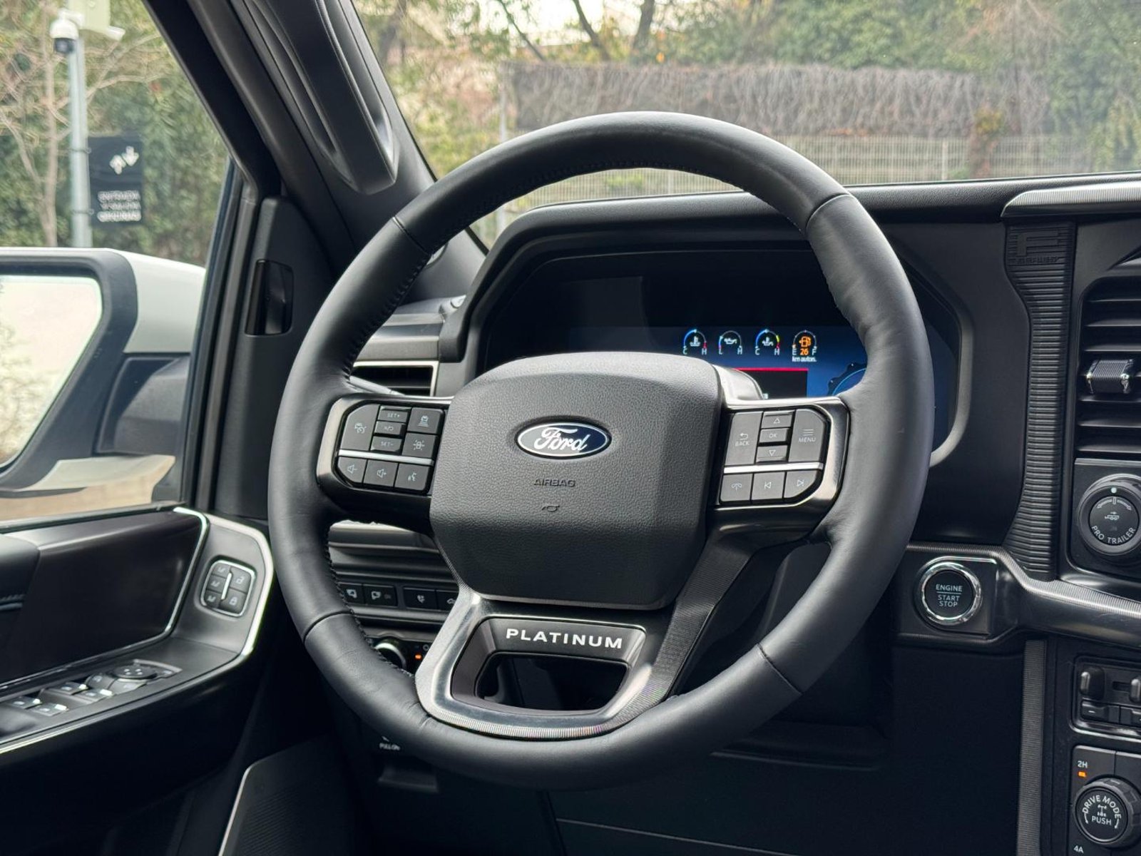 Ford F150 PLATINUM 4X4 3.5 AUT 2025 - Imagen 11 de 20
