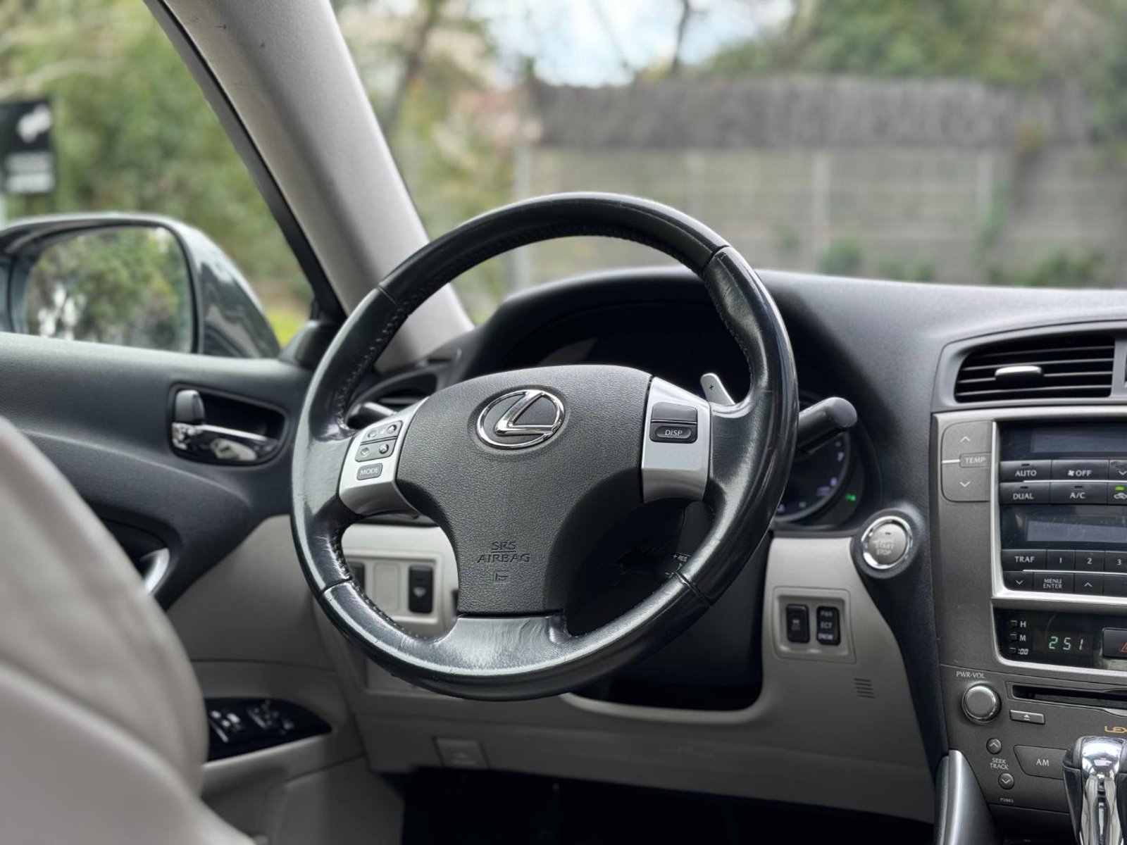 Lexus IS250 2012 - Imagen 12 de 19