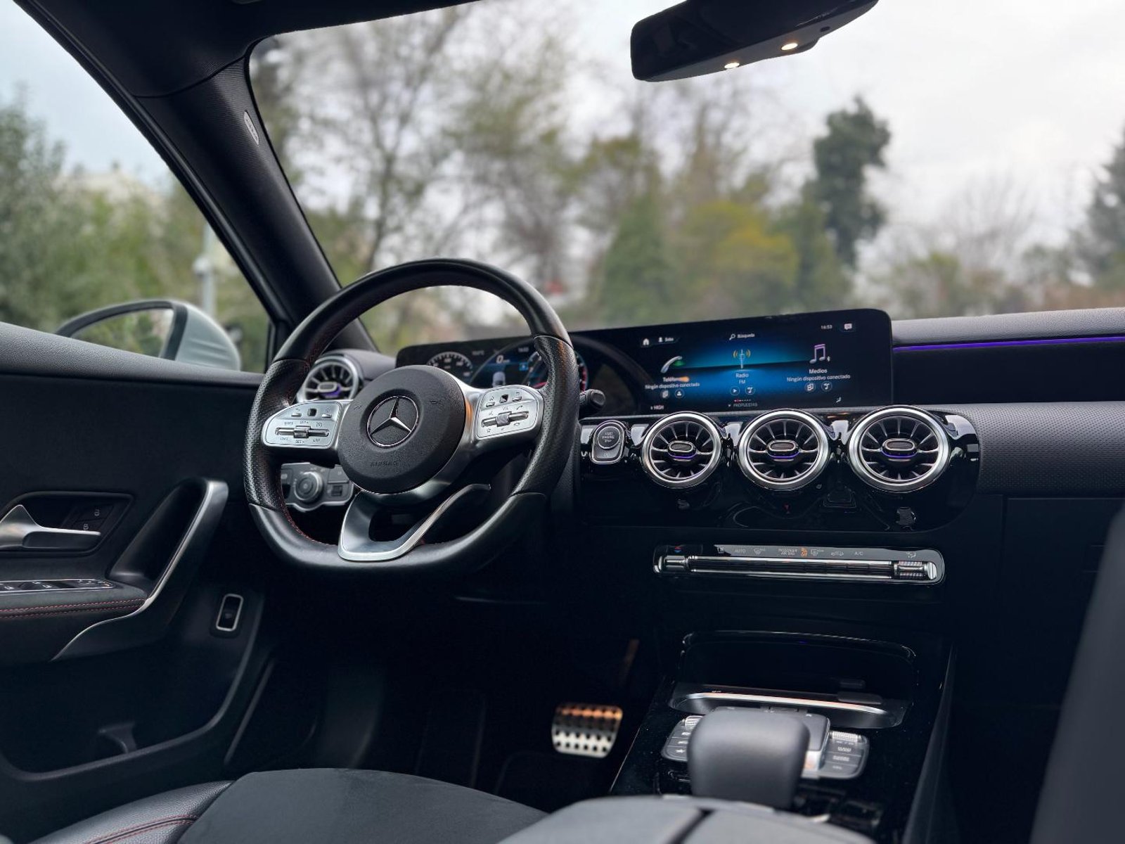 Mercedes-Benz A 250 2023 - Imagen 9 de 19