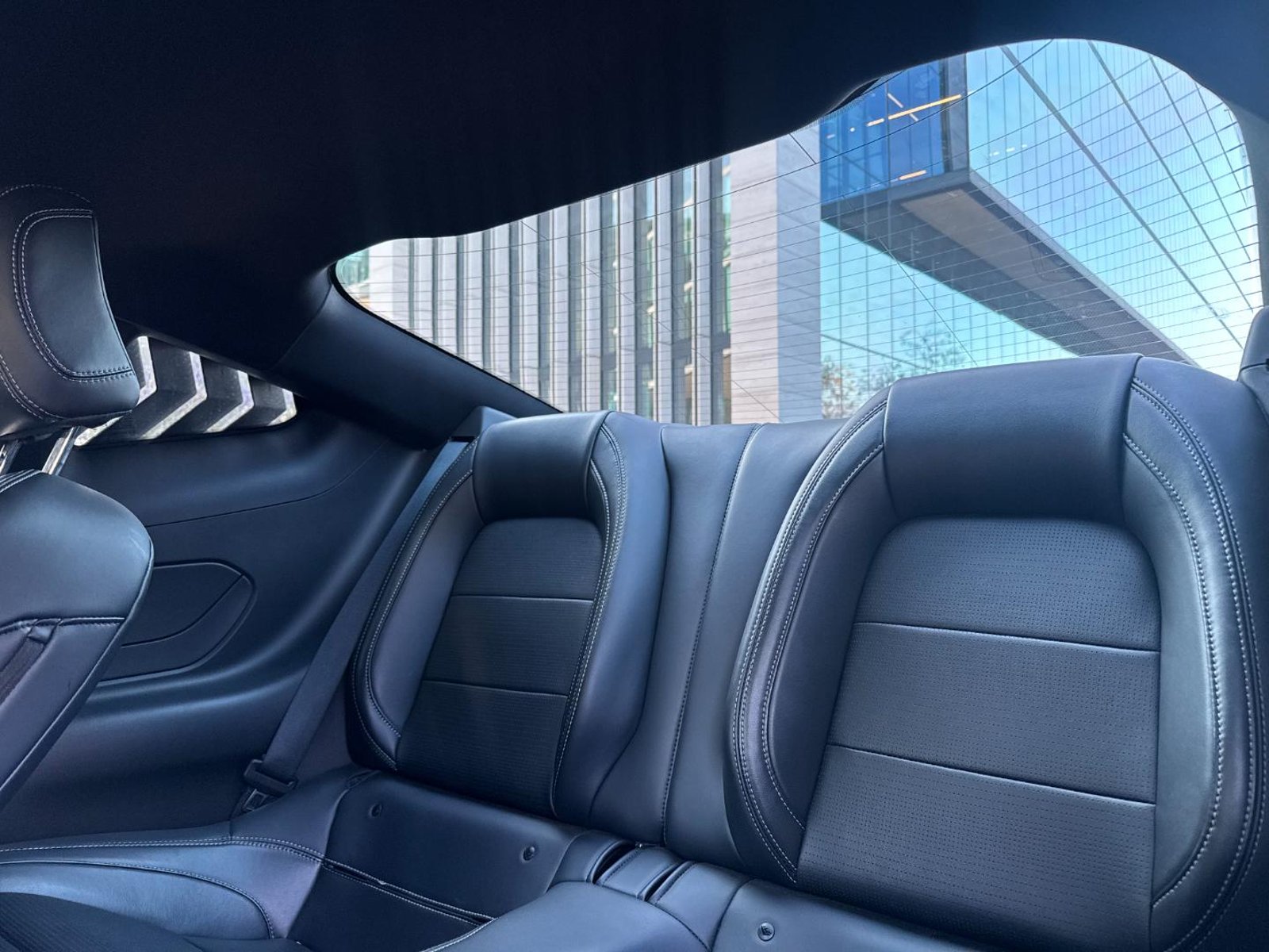 FORD MUSTANG 5.0 GT PREMIUM 4X2 COUPE AT 2P 2025 - Imagen 18 de 18