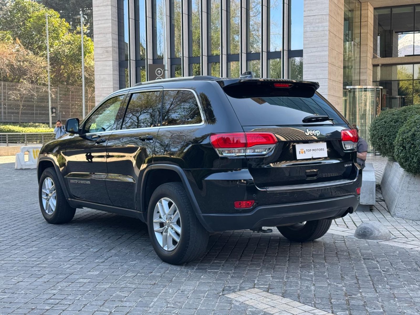 Jeep Grand Cherokee Laredo 3.6 V6 4x4 2018 - Imagen 6 de 19