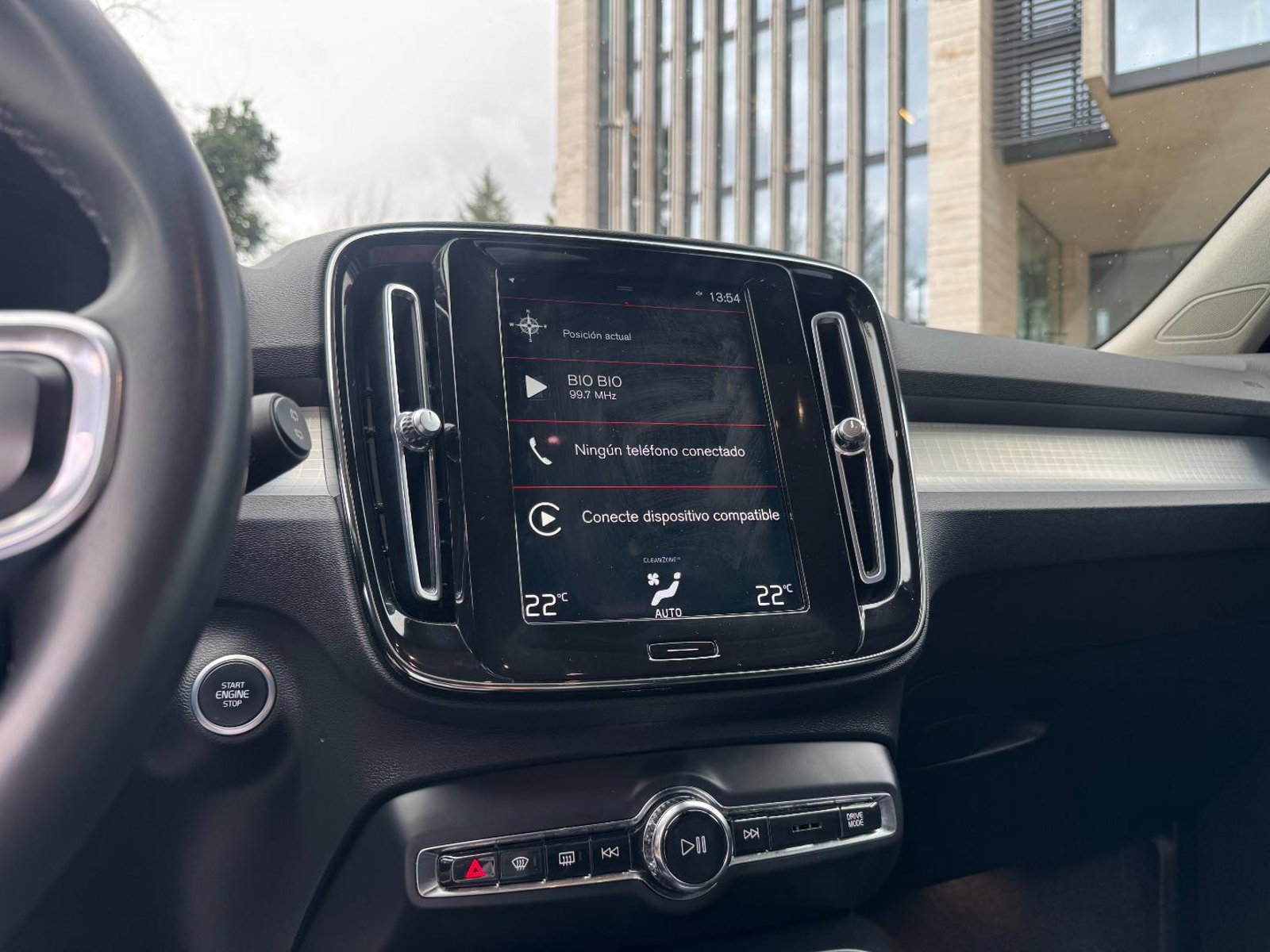 Volvo XC40 T4 Momentum 2021 - Imagen 11 de 19