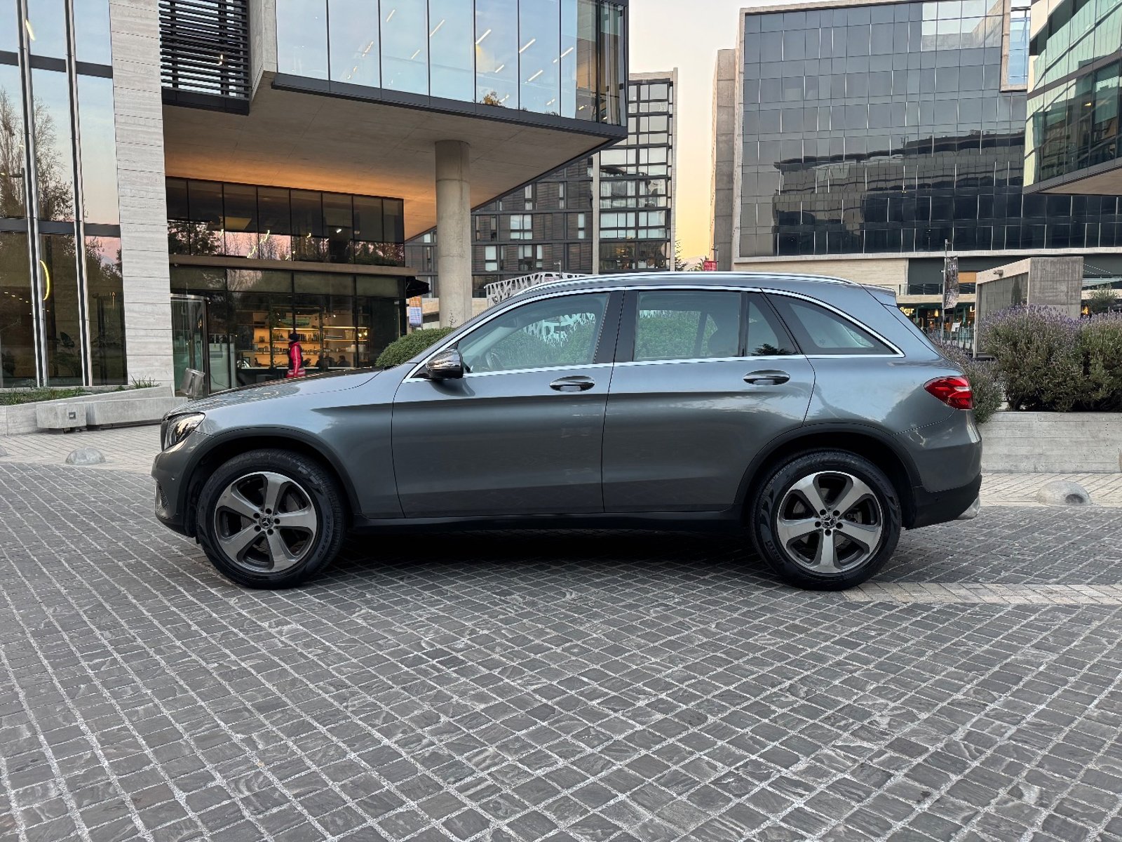 MERCEDES-BENZ GLC GLC 300d 4MATIC 2019 - Imagen 8 de 19