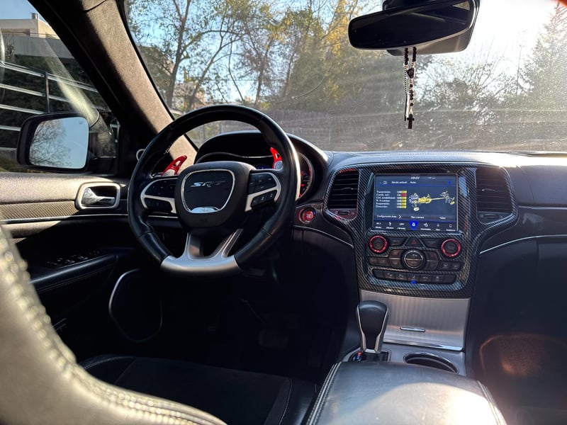 Jeep GRAND CHEROKEE SRT🇺🇸 SRT 2019 - Imagen 13 de 17