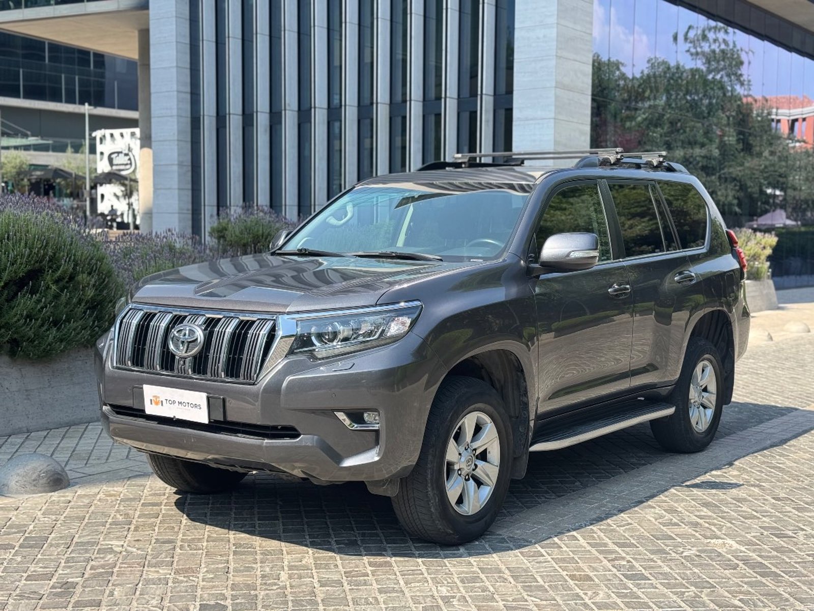 Toyota LANDCUISER PRADO BLINDADA 2023 - Foto 2 de 20