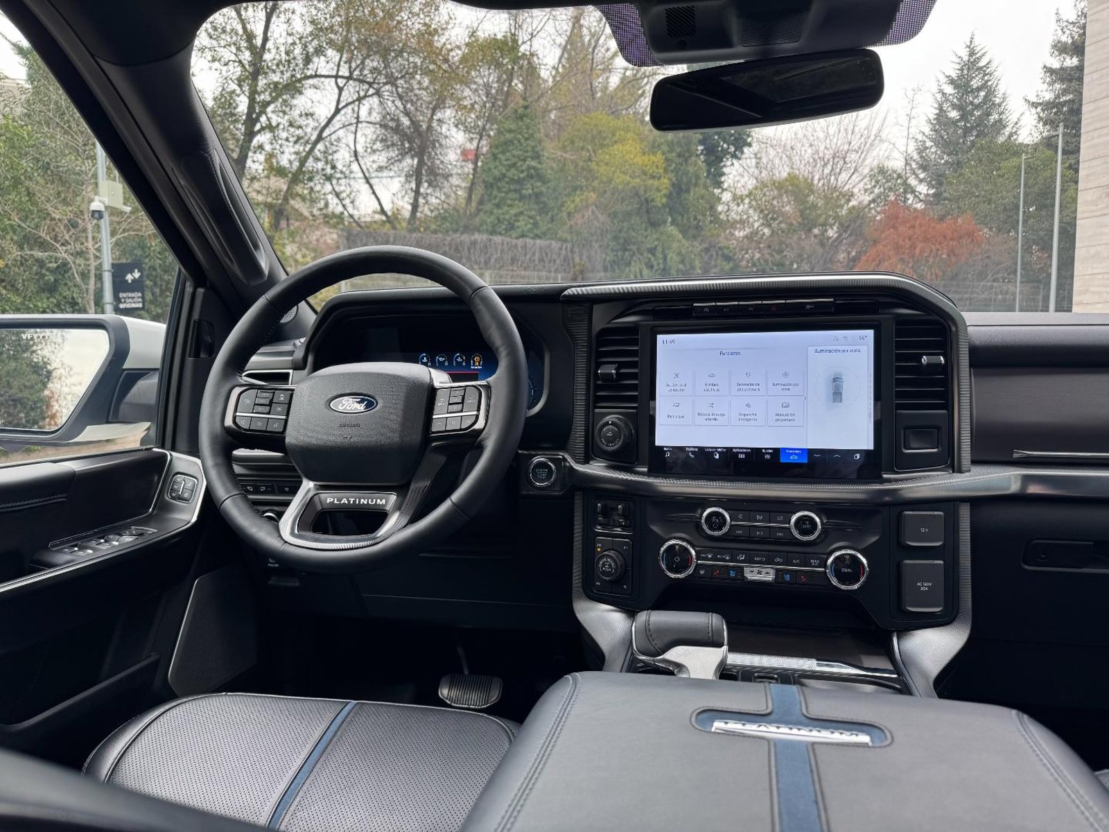 Ford F150 PLATINUM 4X4 3.5 AUT 2025 - Imagen 10 de 20