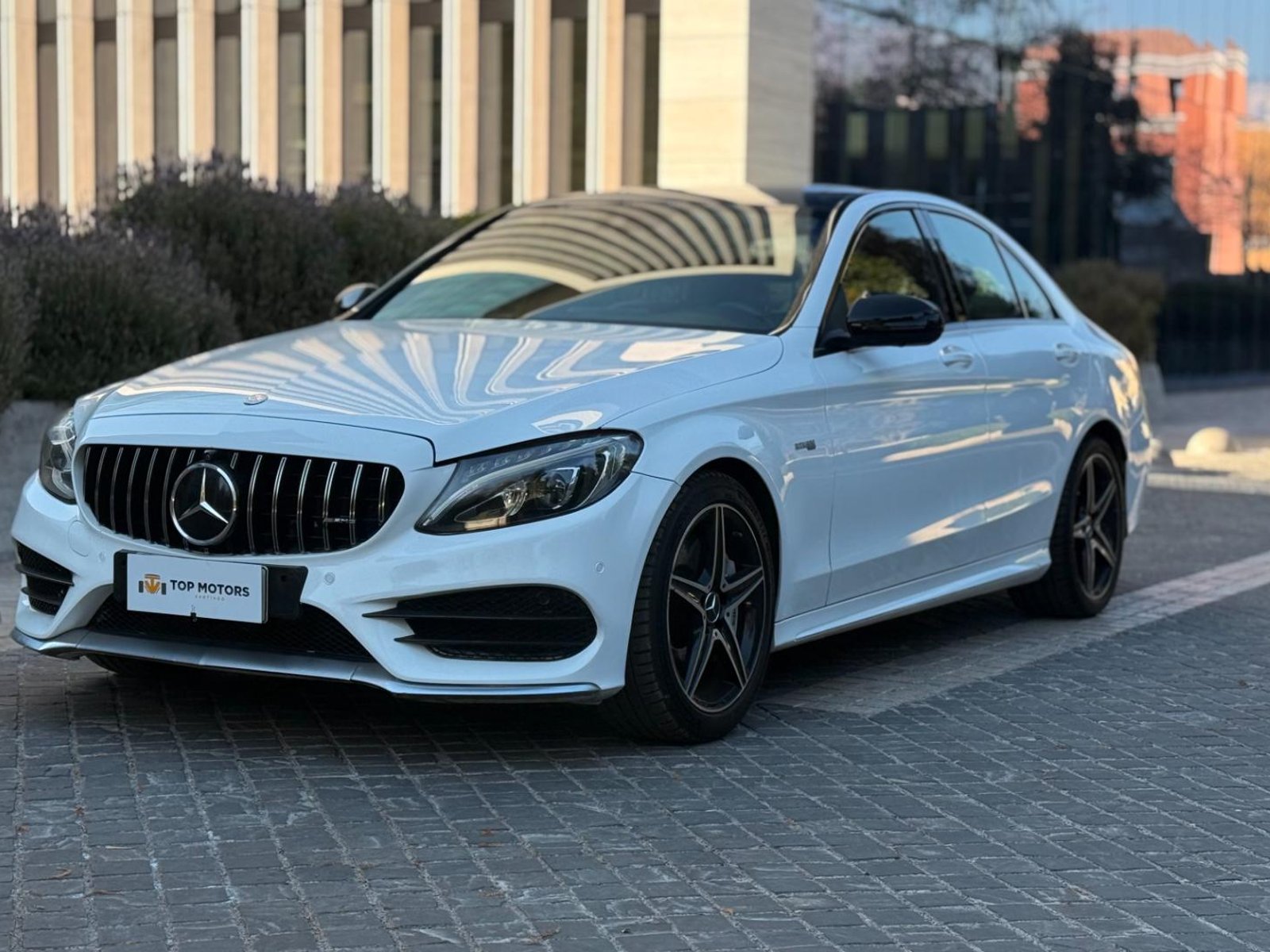 Mercedes-Benz C43 C 43 AMG 2017 - Foto 2 de 16