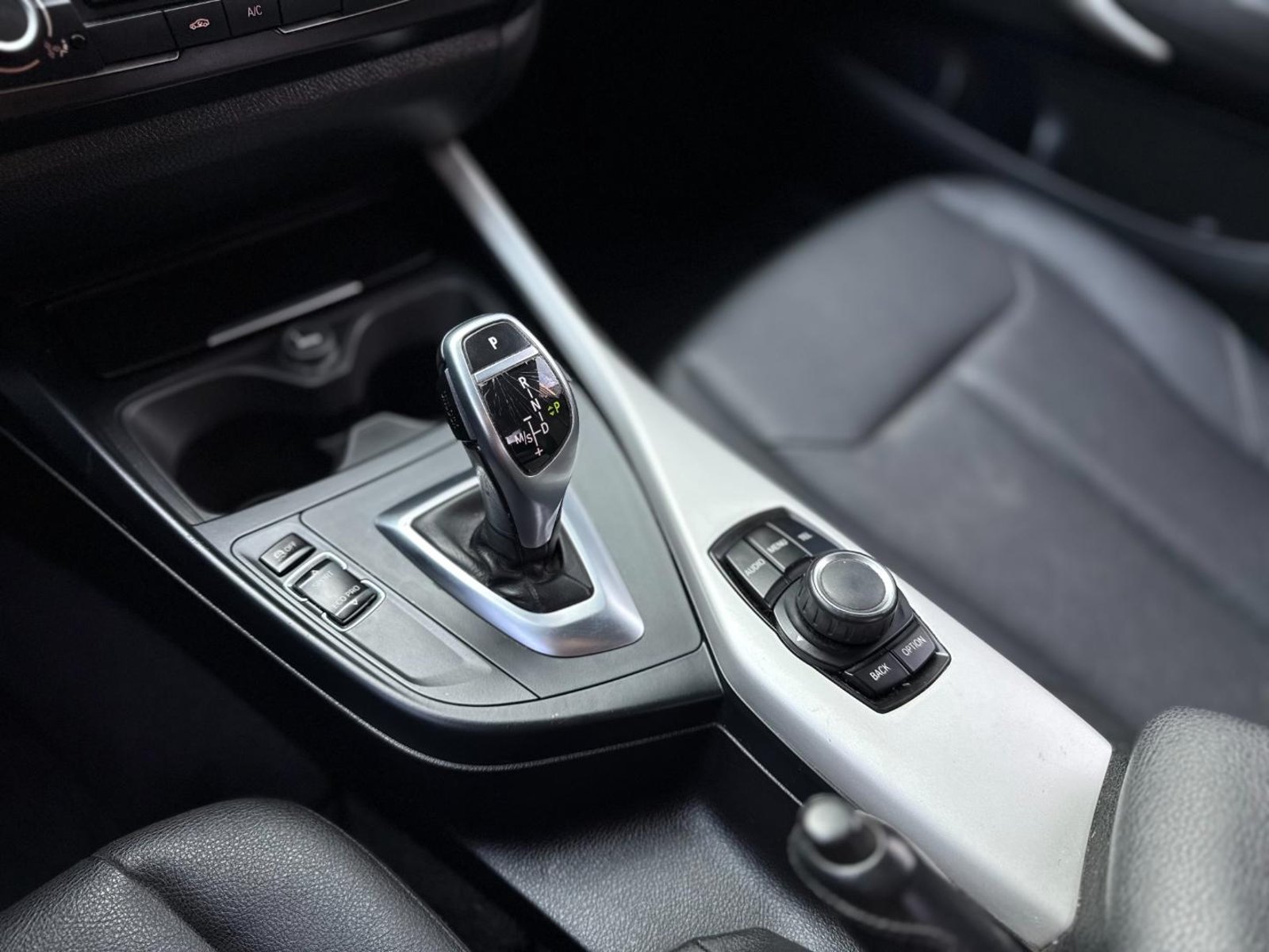BMW 220 2015 - Imagen 10 de 17