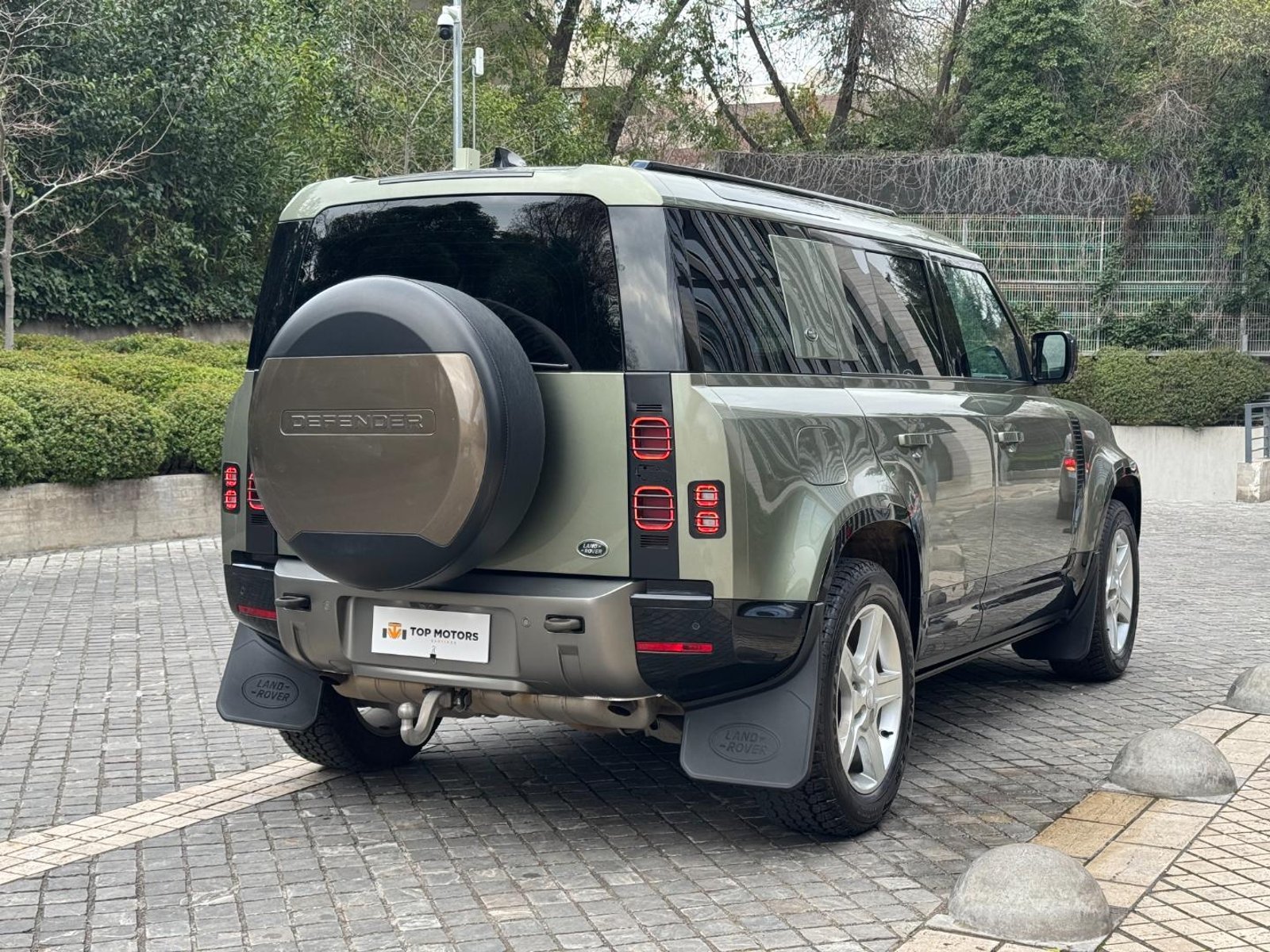 Land Rover DEFENDER 2024 - Imagen 4 de 19
